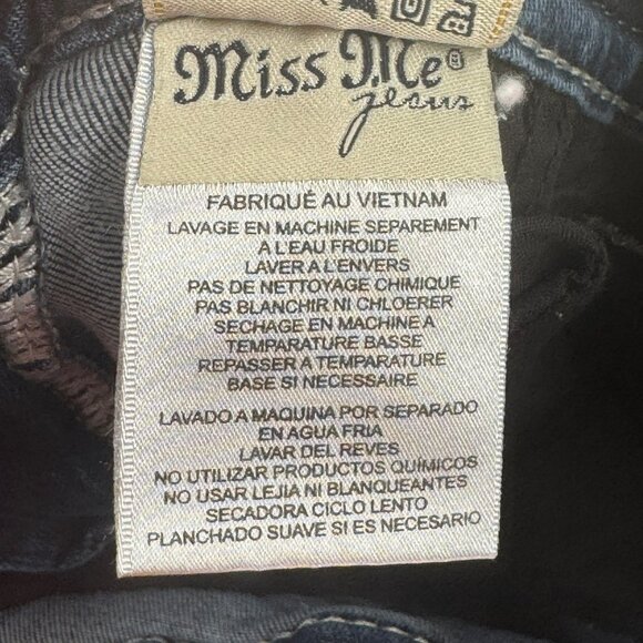 Miss Me Easy Boot Cut Blue Denim Jeans Womens Size 32 Embellished Pockets - Picture 12 of 13